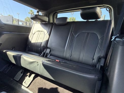 Used 2023 Ford Expedition Max Platinum AWD/4WD image 21