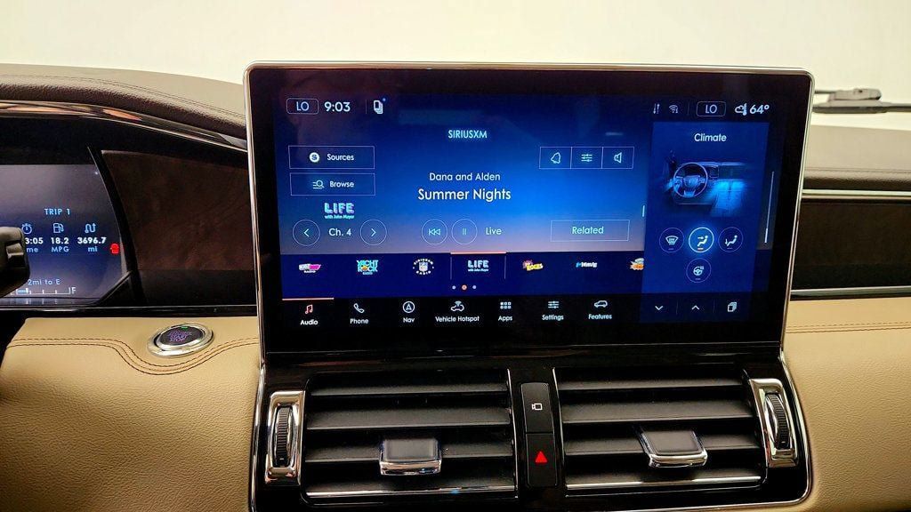 Used 2022 Lincoln Navigator Reserve RWD image 16