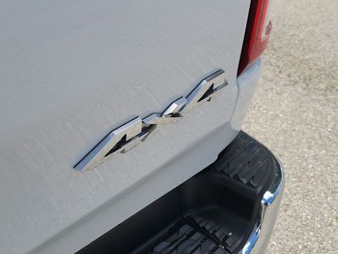 Used 2021 RAM 1500 Big Horn AWD/4WD image 7