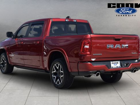 Used 2026 RAM 1500 Laramie AWD/4WD image 4