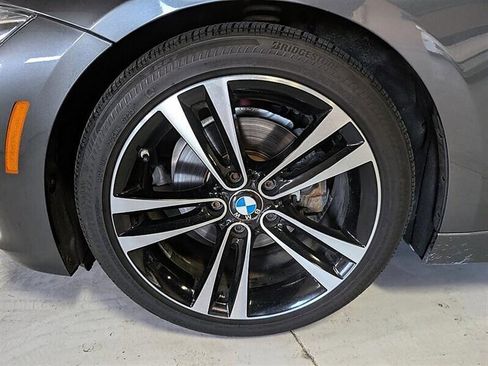 Used 2018 BMW 330i Sedan w/ Convenience Package RWD image 14