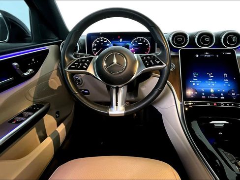 Used 2023 Mercedes-Benz C 300 4MATIC Sedan image 6