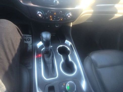 Used 2023 Chevrolet Traverse LT image 26