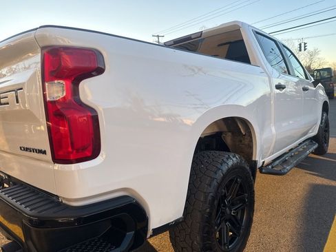 Used 2020 Chevrolet Silverado 1500 Custom Trail Boss w/ Custom Convenience Package image 3