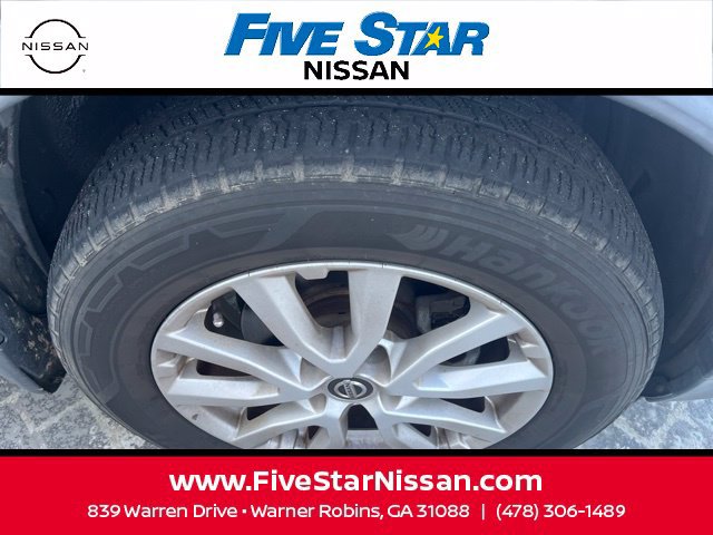 Used 2018 Nissan Rogue SV AWD/4WD image 8