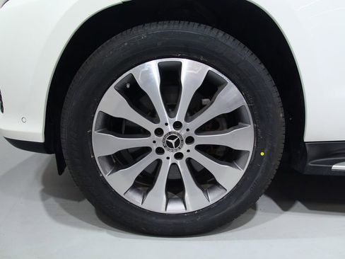 Certified 2019 Mercedes-Benz GLS 450 4MATIC image 17