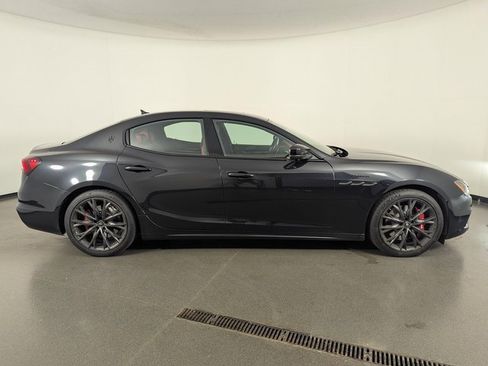 Used 2022 Maserati Ghibli Modena Q4 image 8