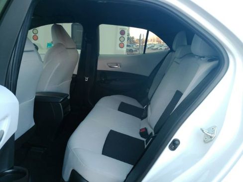 Used 2022 Toyota Corolla SE image 18