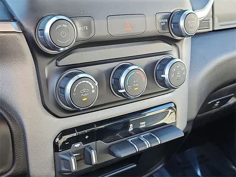 Used 2024 RAM 2500 Big Horn image 23