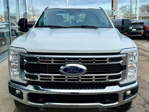 Used 2024 Ford F350 XLT w/ FX4 Off-Road Package image 37