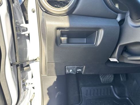 Used 2025 Nissan Versa SR w/ Trunk Package FWD image 23