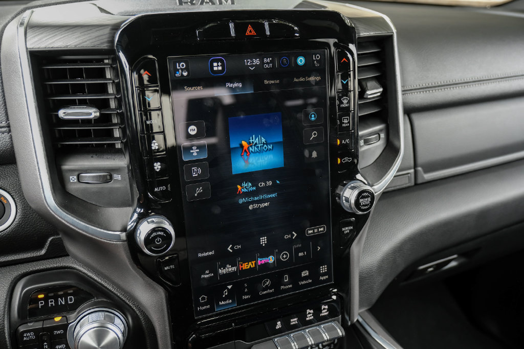 Used 2023 RAM 1500 Laramie AWD/4WD image 41