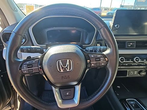 Used 2023 Honda Pilot Elite image 22