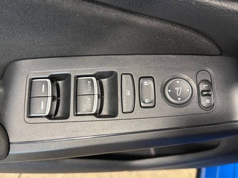 Used 2022 Honda Civic Sport image 16