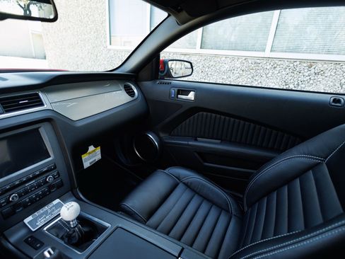 Used 2012 Ford Mustang Shelby GT500 w/ Electronics Pkg image 50