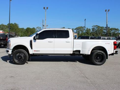 Used 2025 Ford F450 Platinum AWD/4WD image 6