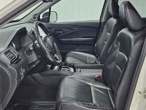 Used 2019 Honda Ridgeline RTL-E image 2