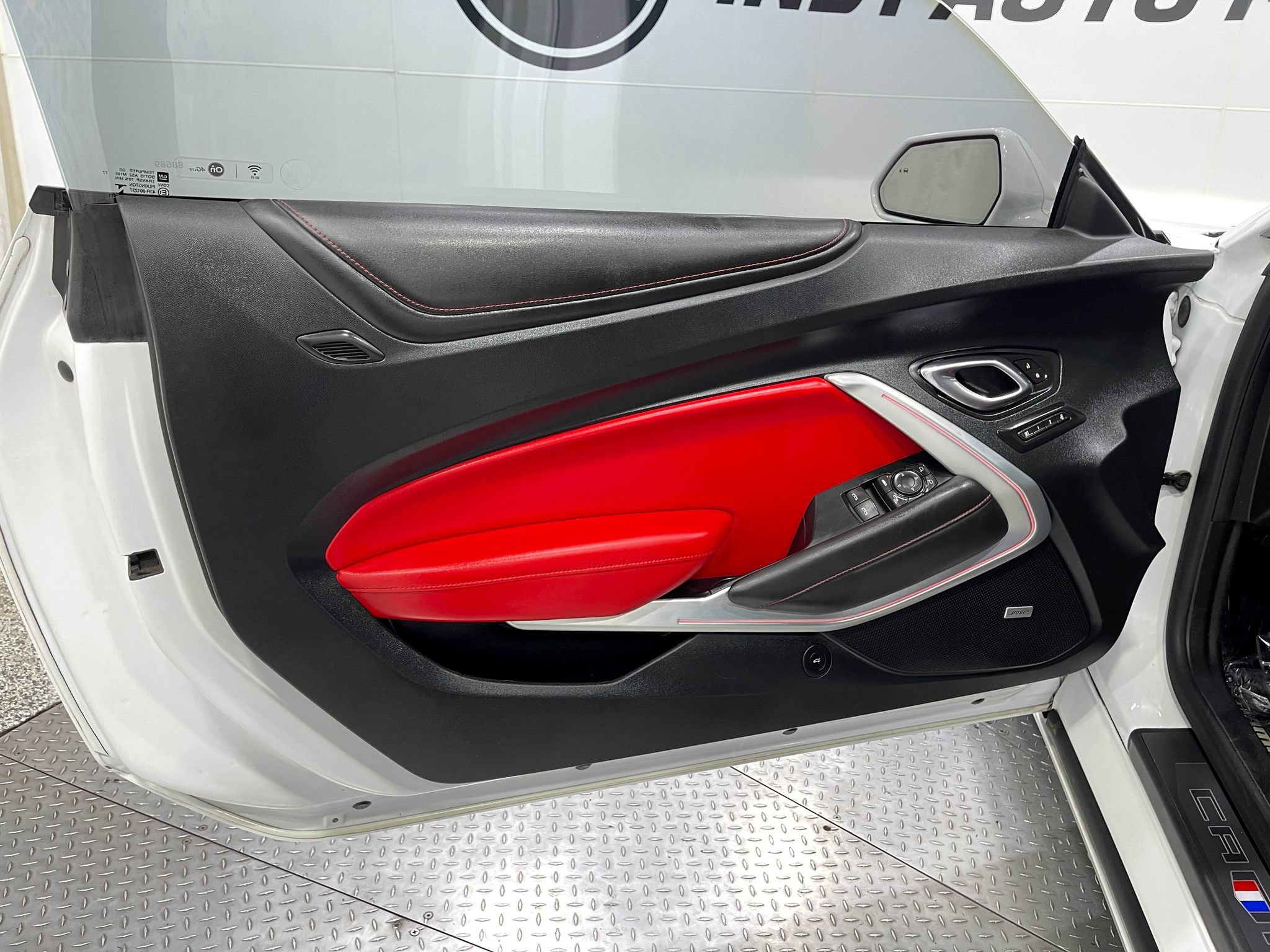 Used 2018 Chevrolet Camaro SS RWD image 14