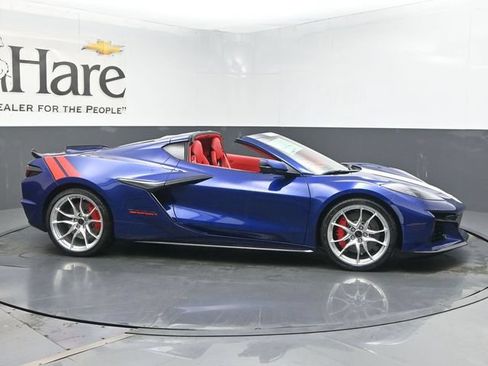 New 2027 Chevrolet Corvette Grand Sport w/ Z52 Sport Performance Package RWD image 1