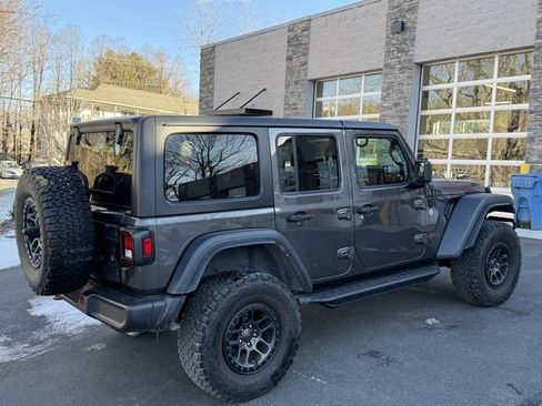 Used 2022 Jeep Wrangler Unlimited Rubicon w/ Xtreme Recon 35" Tire Package image 5