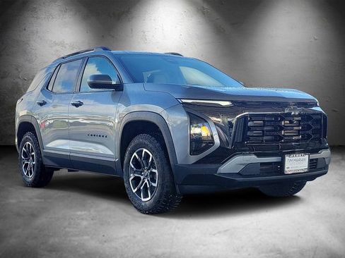 New 2026 Chevrolet Equinox ACTIV w/ LPO, Floor Liner Package image 2