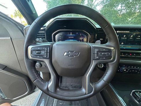 Used 2024 Chevrolet Silverado 1500 RST w/ Convenience Package II RWD image 17