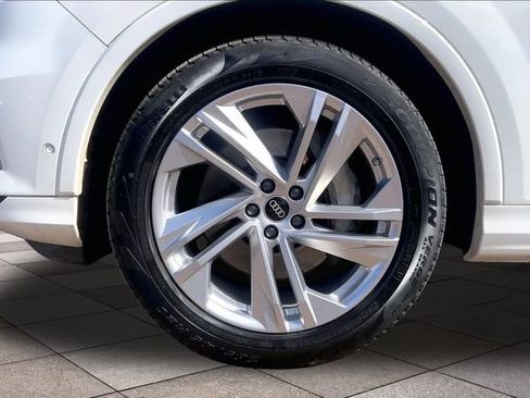 Used 2022 Audi Q7 3.0T Prestige AWD/4WD image 9