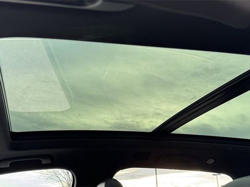 Used 2017 Audi Q7 2.0T Premium Plus w/ Premium Plus Package image 18