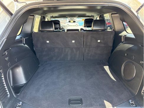 Used 2021 Jeep Grand Cherokee Laredo X image 10