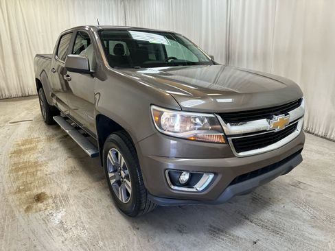 Used 2016 Chevrolet Colorado LT w/ LT Convenience Package image 2