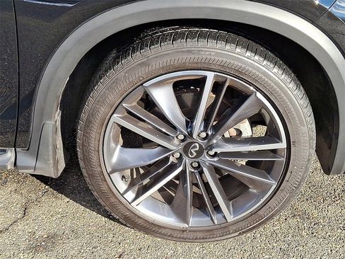 Certified 2024 INFINITI QX55 Luxe w/ Cargo Package image 9