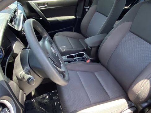 Certified 2019 Toyota Corolla LE FWD image 24