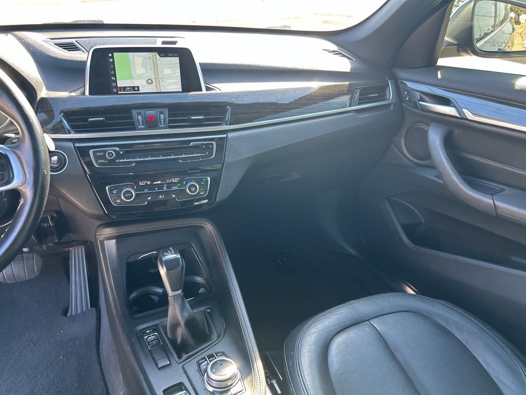Used 2018 BMW X1 sDrive28i w/ Convenience Package FWD image 9