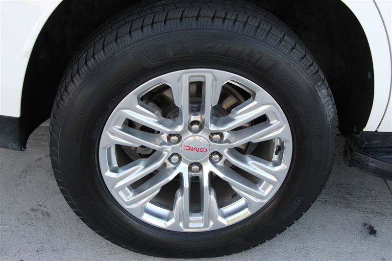 Used 2021 GMC Yukon SLT w/ SLT Luxury Plus Package AWD/4WD image 44