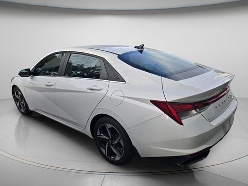 Used 2023 Hyundai Elantra Limited FWD image 6