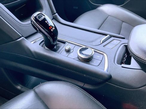 Used 2022 Cadillac XT5 Premium Luxury w/ LPO, Premium Carpet Package image 18