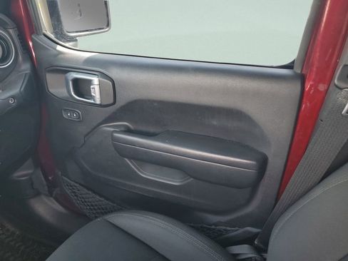 Used 2021 Jeep Gladiator Sport AWD/4WD image 13