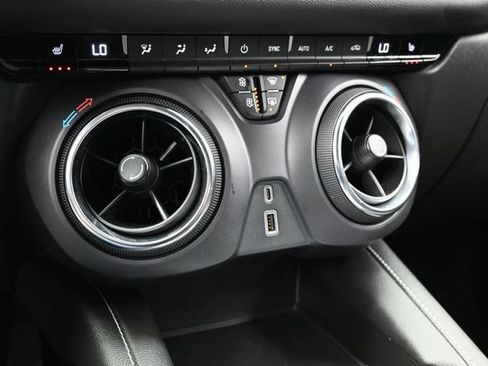 Used 2025 Chevrolet Blazer LT FWD image 44