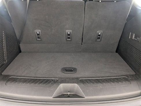 Used 2022 Chevrolet Tahoe LT w/ Luxury Package image 30