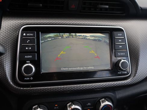 Used 2020 Nissan Kicks S FWD image 28