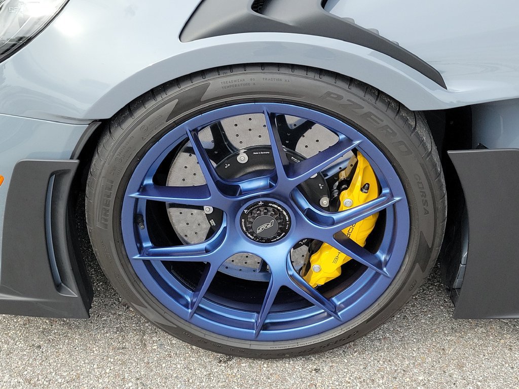 Certified 2025 Porsche 911 GT3 RS RWD image 12