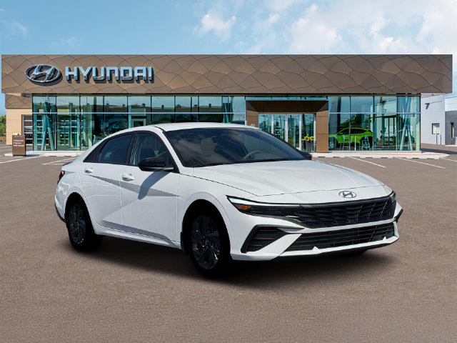 New 2026 Hyundai Elantra Sport FWD image 11
