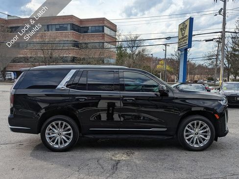 Used 2022 Cadillac Escalade Premium Luxury RWD image 7