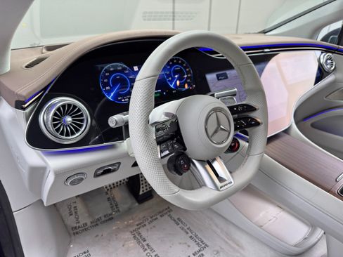 Used 2022 Mercedes-Benz EQS AMG 4MATIC image 13