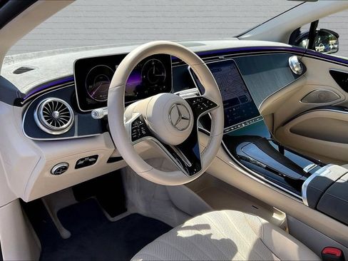 Used 2022 Mercedes-Benz EQS 450+ Sedan image 16
