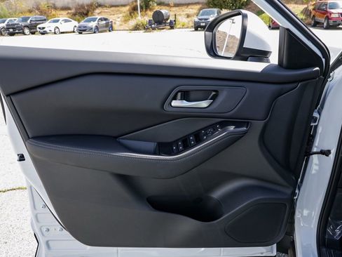 New 2026 Nissan Rogue SV FWD image 13