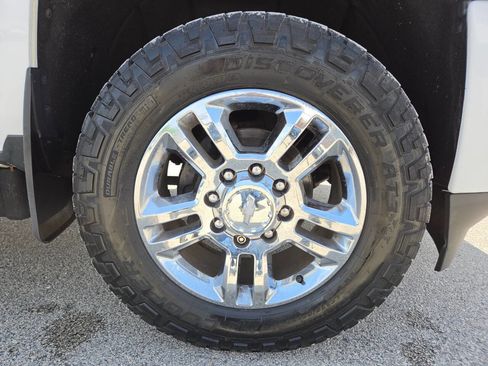 Used 2016 Chevrolet Silverado 2500 High Country w/ Duramax Plus Package AWD/4WD image 15