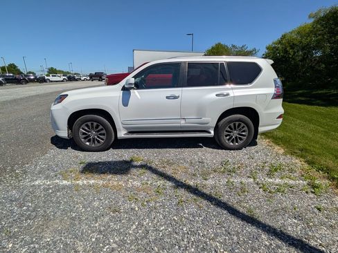 Used 2019 Lexus GX 460 Luxury AWD/4WD image 3