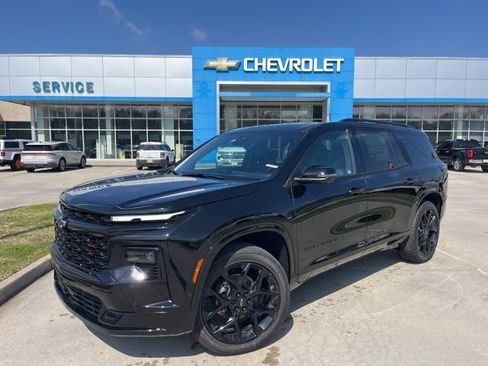 New 2026 Chevrolet Traverse RS w/ LPO, Floor Liner Package image 2