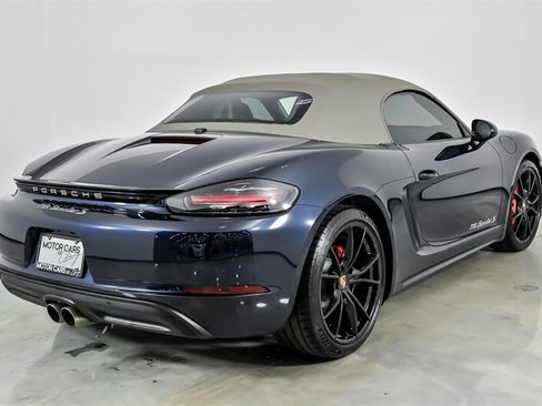 Used 2018 Porsche 718 Boxster S RWD image 39